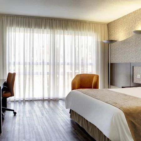 Quality Hotel Curitiba Zimmer foto