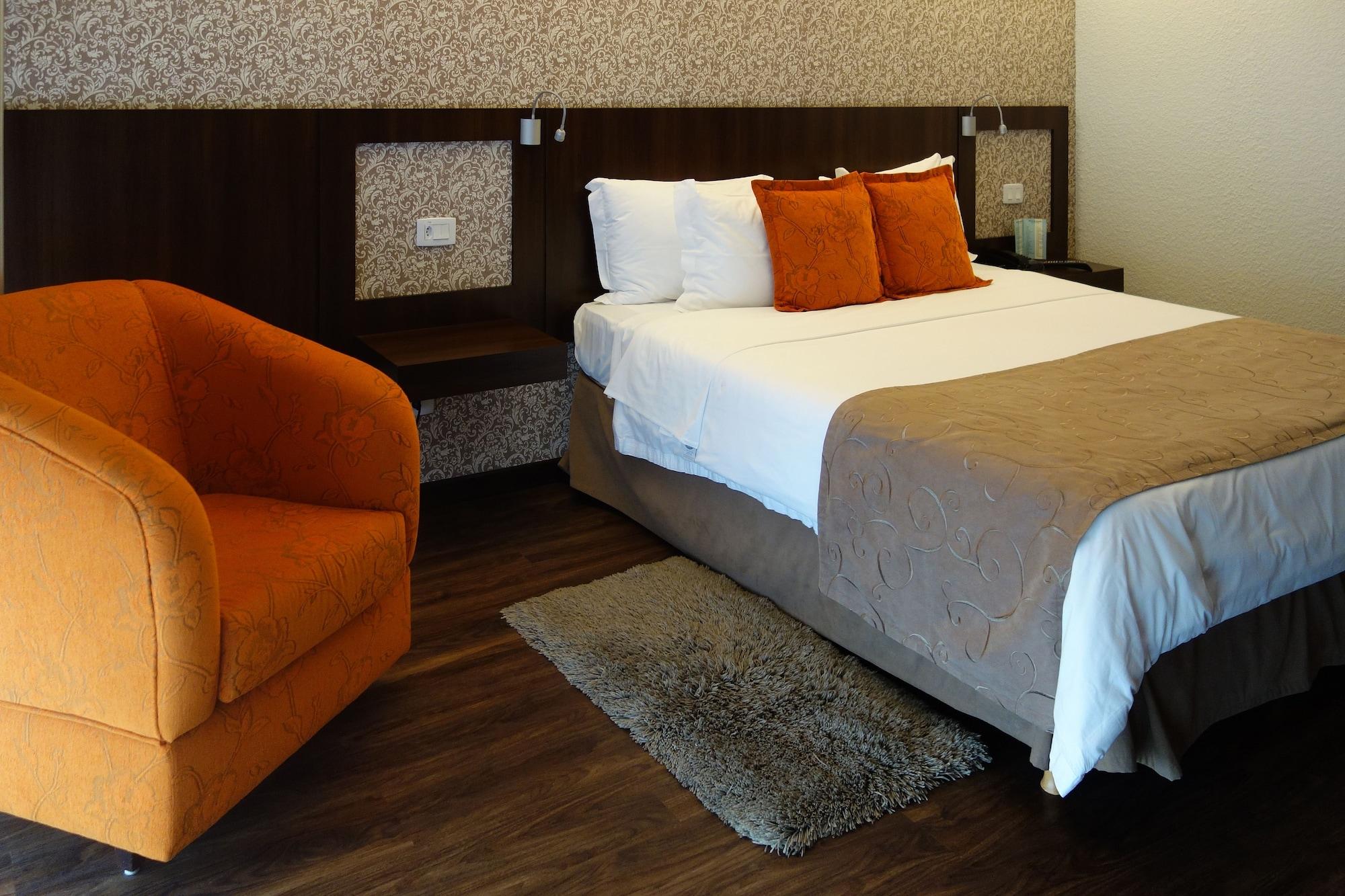 Quality Hotel Curitiba Exterior foto