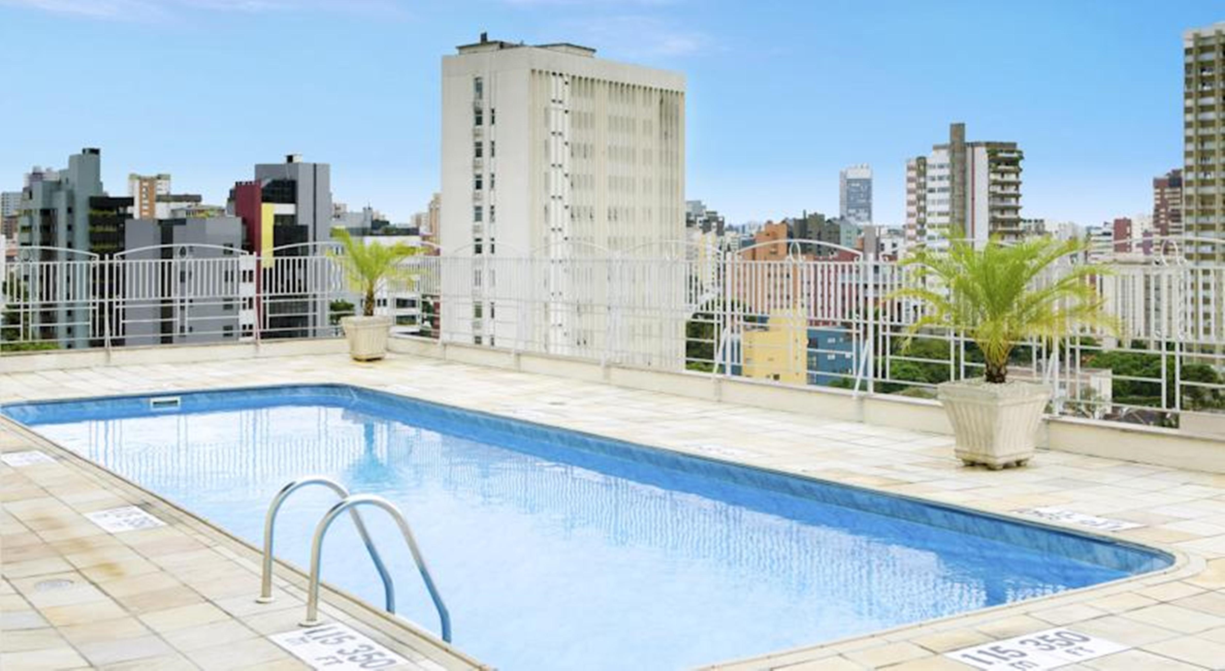 Quality Hotel Curitiba Exterior foto