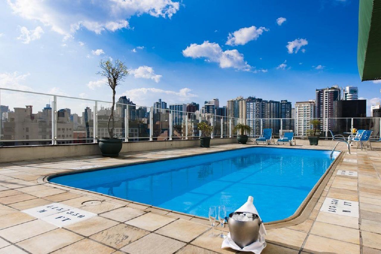 Quality Hotel Curitiba Exterior foto